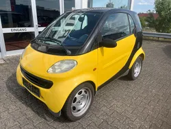 Gelb Gebraucht 2000 Smart ForTwo Coupé Coupé | 1.990 € (Fairer Preis)