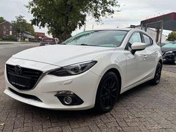 Weiß Gebraucht 2014 Mazda 3 Sports-Line Limousine | 5.950 € (Fairer Preis)