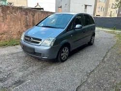 Blau Gebraucht 2003 Opel Meriva Van / Kleinbus | 650 € (Guter Preis)