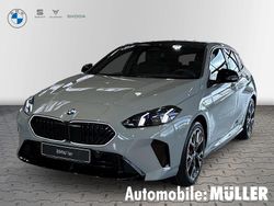 Grau Neu 2025 BMW 120 M Sport Kleinwagen | 46.600 € (Etwas zu teuer)