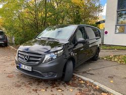 Schwarz Gebraucht 2023 Mercedes Vito Van / Kleinbus | 39.490 €