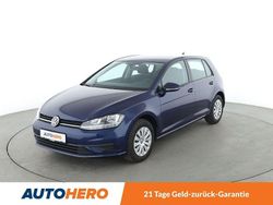 Blau Gebraucht 2018 VW Golf VII Trendline Limousine | 13.620 € (Fairer Preis)