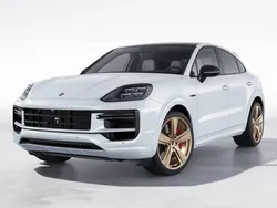 Carraraweißmetallic Neu 2025 Porsche Cayenne Turbo E-Hybrid SUV | 230.049 € (Teuer)