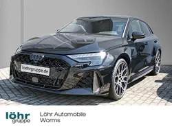 Mythosschwarz metallic Neu 2025 Audi RS3 Sport Kleinwagen | 71.650 € (Guter Preis)