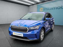 Blau Gebraucht 2022 Skoda Enyaq iV Loft SUV | 27.499 € (Fairer Preis)