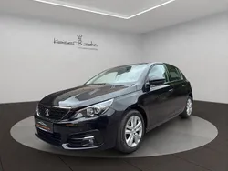 Schwarz Gebraucht 2018 Peugeot 308 Active Limousine | 12.308 € (Etwas zu teuer)