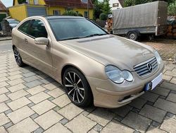Beige Gebraucht 2001 Mercedes CL200 Coupé | 7.450 €