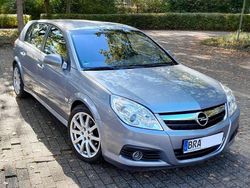 Grau Gebraucht 2007 Opel Signum Edition Kleinwagen | 2.200 € (Etwas zu teuer)