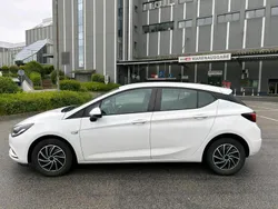 Weiß Gebraucht 2019 Opel Astra Kleinwagen | 7.000 € (Fairer Preis)