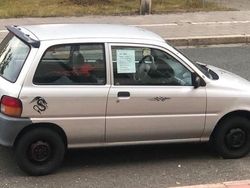 Silber Gebraucht 1999 Daihatsu Cuore Kleinwagen | 1.600 € (Fairer Preis)