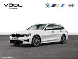 Weiß Gebraucht 2022 BMW 330 Sport Line Kombi | 33.790 € (Teuer)
