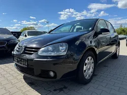 Schwarz Gebraucht 2004 VW Golf V Trendline Limousine | 1.799 € (Superpreis)