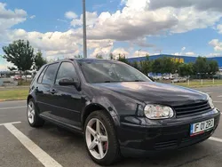 Schwarz Gebraucht 2002 VW Golf IV Limousine | 9.800 €