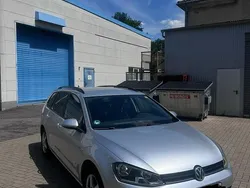 Silber Gebraucht 2015 VW Golf VII Kombi | 6.500 € (Guter Preis)