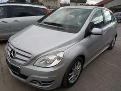 Silber Gebraucht 2010 Mercedes B180 Elegance Van / Kleinbus | 7.985 € (Fairer Preis)