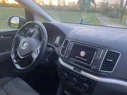 Grau Gebraucht 2020 VW Sharan Comfortline Van / Kleinbus | 29.000 € (Etwas zu teuer)