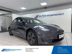 Grau Gebraucht 2023 Tesla Model 3 Long Range Limousine | 28.988 € (Fairer Preis)