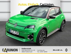 Pop green!, black pearlschwarz metallic Gebraucht 2024 Renault R5 Techno Kleinwagen | 32.790 € (Fairer Preis)