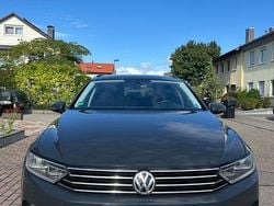 Grau Gebraucht 2015 VW Passat Trendline Kombi | 7.950 € (Fairer Preis)