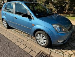 Blau Gebraucht 2003 Ford Fiesta Kleinwagen | 1.700 € (Fairer Preis)