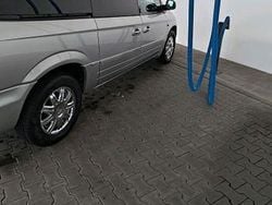 Silber Gebraucht 2004 Chrysler Grand Voyager Limited Van / Kleinbus | 3.650 € (Etwas zu teuer)