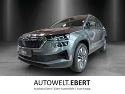 Graphitegrau Gebraucht 2025 Skoda Karoq Tour SUV | 37.480 € (Guter Preis)