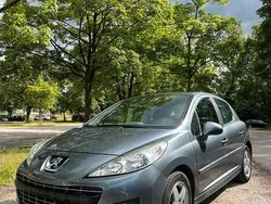 Grau Gebraucht 2012 Peugeot 207 Limousine | 2.800 € (Fairer Preis)