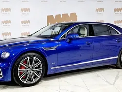 Blau Gebraucht 2020 Bentley Flying Spur Limousine | 156.999 € (Superpreis)