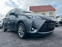 Grau Gebraucht 2017 Toyota Yaris Comfort Kleinwagen | 8.990 € (Fairer Preis)