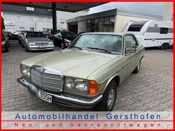 Grün Gebraucht 1980 Mercedes 230 Coupé | 19.980 €