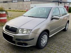 Beige Gebraucht 2007 Skoda Fabia Cool Edition Limousine | 999 € (Guter Preis)