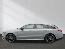 Gebraucht 2025 Mercedes CLA200 Shooting Brake Kombi | 45.970 €