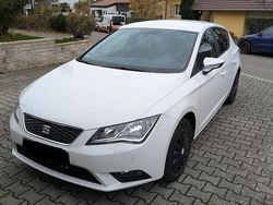 Weiß Gebraucht 2013 Seat Leon Style Limousine | 8.100 € (Fairer Preis)