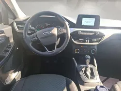 Schwarz Gebraucht 2024 Ford Kuga Cool & Connect SUV | 23.950 € (Guter Preis)