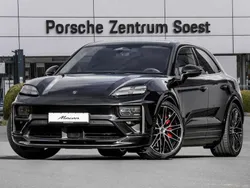 Tiefschwarzmetallic Neu 2025 Porsche Macan Turbo SUV | 133.616 € (Superpreis)