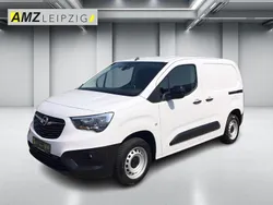 Weiss Gebraucht 2023 Opel Combo Van / Kleinbus | 17.895 € (Fairer Preis)