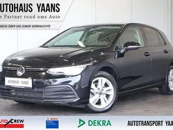 Schwarz Gebraucht 2020 VW Golf VIII Life Limousine | 18.879 € (Fairer Preis)