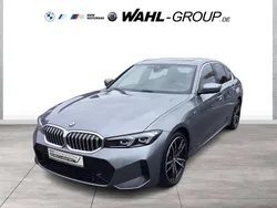 Grau Gebraucht 2024 BMW 330 M Sport Limousine | 53.890 € (Teuer)
