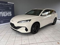 Beige Neu 2025 BYD Seal Limousine | 38.290 €