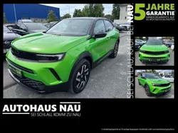 Matcha grün Gebraucht 2023 Opel Mokka-e GS Line SUV | 18.990 € (Superpreis)