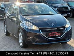 Blau Gebraucht 2015 Peugeot 208 Active Kleinwagen | 2.990 € (Guter Preis)