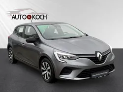 Grau Gebraucht 2023 Renault Clio V Equilibre Limousine | 13.590 € (Guter Preis)