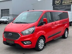 Rot Gebraucht 2021 Ford Tourneo Custom Kombi | 33.990 € (Teuer)