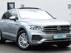 Silber Gebraucht 2018 VW Touareg Elegance SUV | 36.890 € (Fairer Preis)