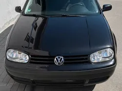 Schwarz Gebraucht 2002 VW Golf IV Kleinwagen | 800 € (Guter Preis)