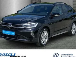 Deep black perleffekt Gebraucht 2024 VW Taigo Move SUV | 26.330 € (Guter Preis)