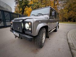 Grau Gebraucht 2008 Land Rover Defender SE SUV | 30.000 €