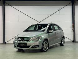 Silber Gebraucht 2010 Mercedes B160 Sport Edition Van / Kleinbus | 7.999 € (Etwas zu teuer)