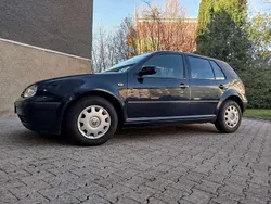 Blau Gebraucht 1999 VW Golf IV Limousine | 900 € (Guter Preis)