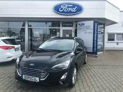 Schwarz Gebraucht 2021 Ford Focus Titanium X Kombi | 17.600 € (Fairer Preis)